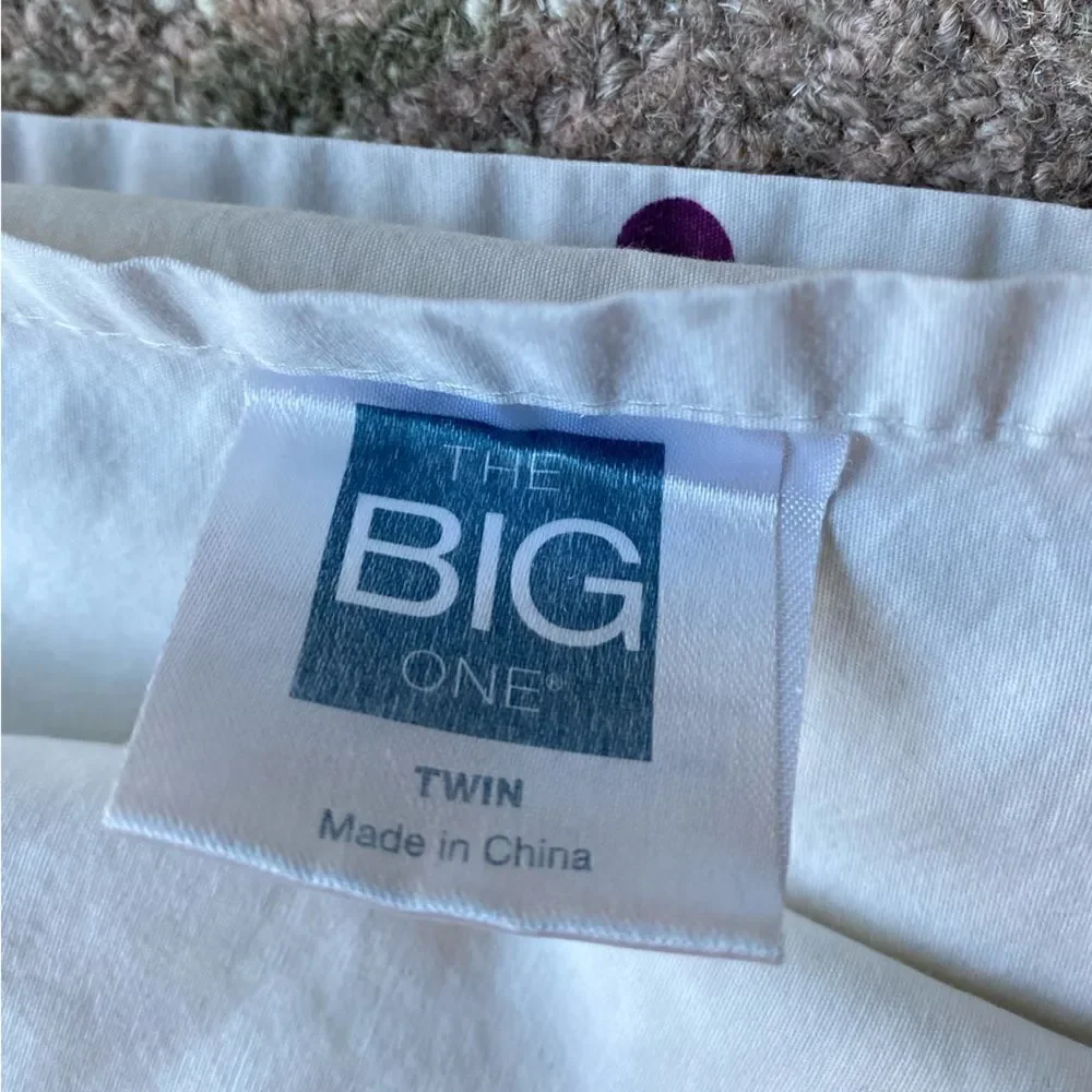 The Big One Twin Dot Top Sheet